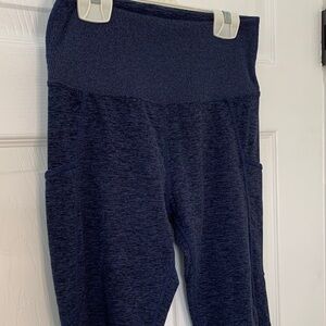 Kirkland jogger leggings M